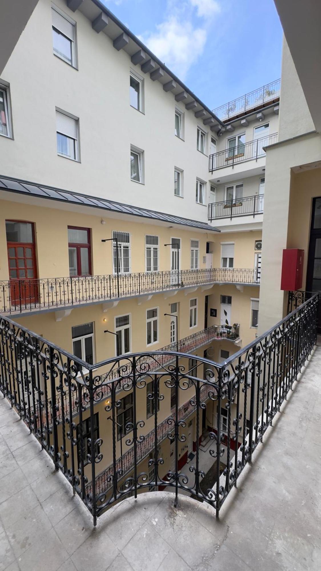 Vibes Budapešť